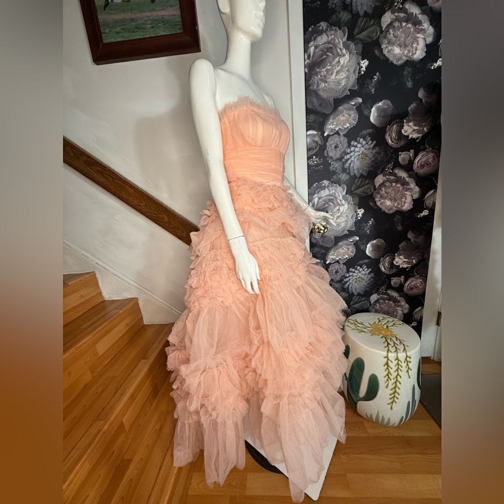 Mac Duggal Tiered Strapless Tulle A-
Line High-Low Gown/ size 0 New - Picture 8 of 10
